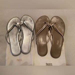 TKees flip flops. 2 pair